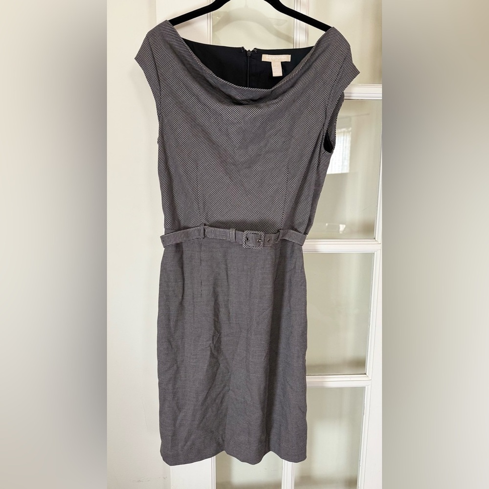 Banana Republic Gray Houndstooth Belted Midi Dress size 6